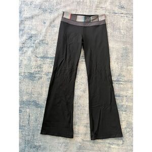 Lululemon Black / Quilting Flare Leg Groove Pants Size 6